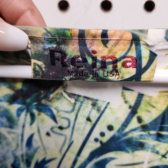 🌿 Green Tropical Tiered Jersey Blouse -‎ Size M | Slinky & Stretchy - Picture 3 of 7